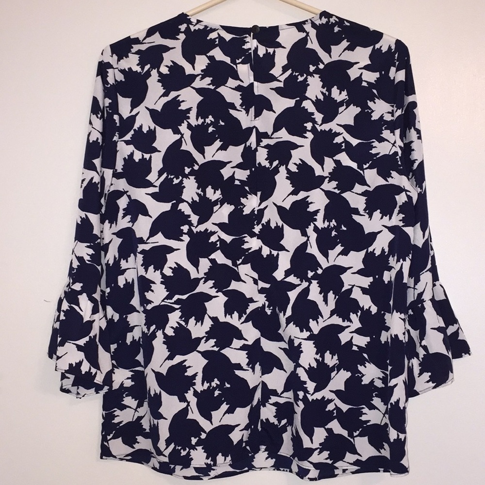 Flutter Sleeve Top With Birds - image 3